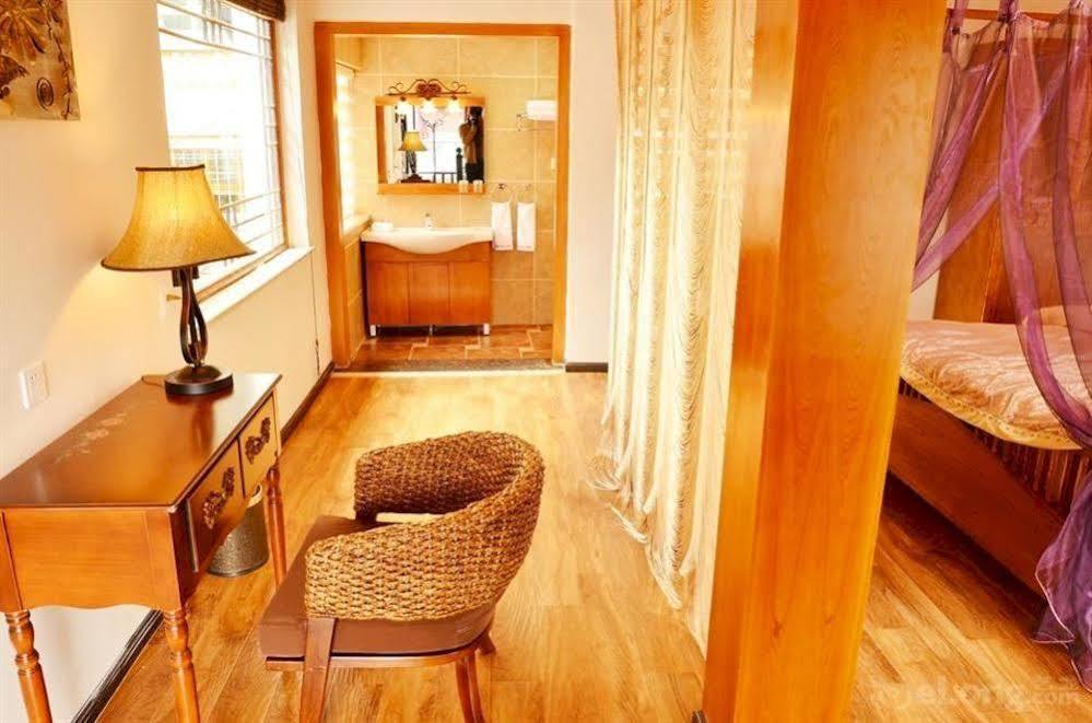 Lijiang Overseas Club Hotel Esterno foto