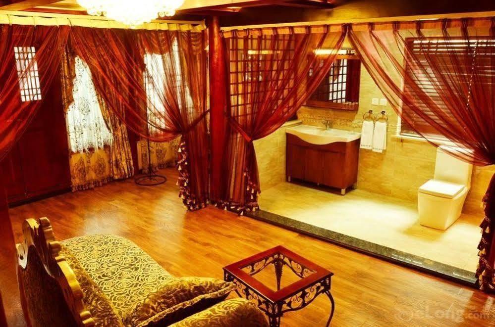 Lijiang Overseas Club Hotel Esterno foto